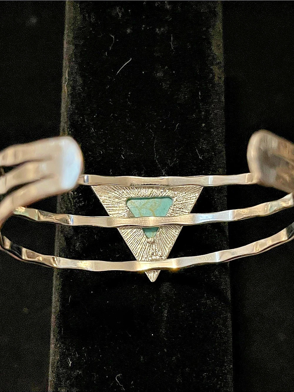 Triangular Green Stone Multi-Strand Bracelet - Picture 3 of 4